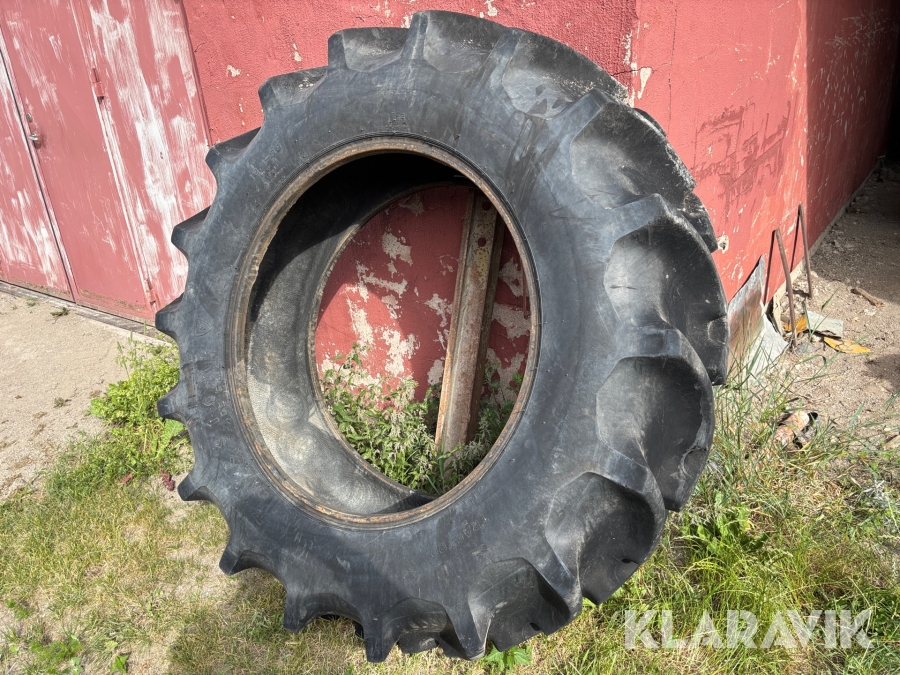 Traktordäck Firestone 18.4-38