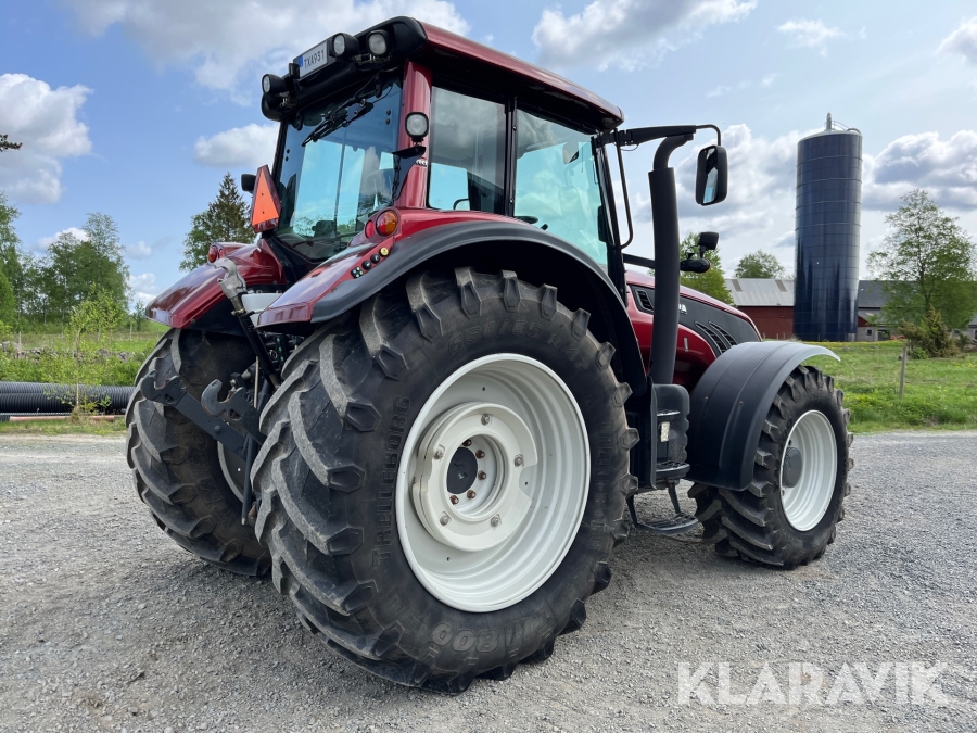 Traktor Valtra T203 Direct