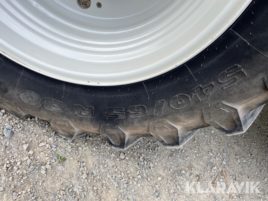 Traktor Valtra T203 Direct