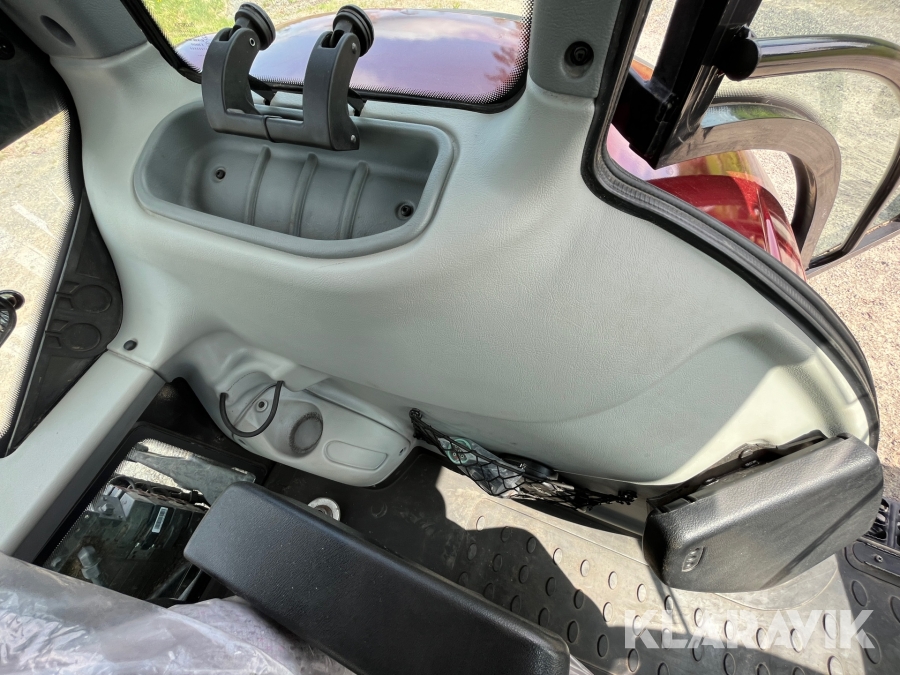 Traktor Valtra T203 Direct