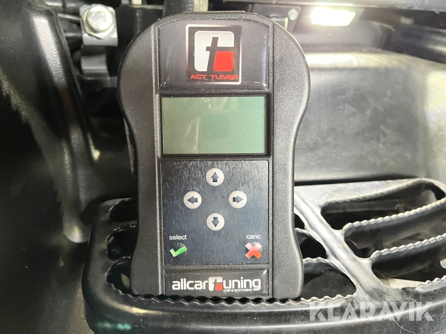 Traktor Valtra T203 Direct