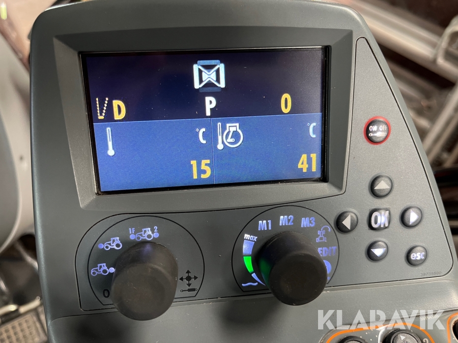 Traktor Valtra T203 Direct