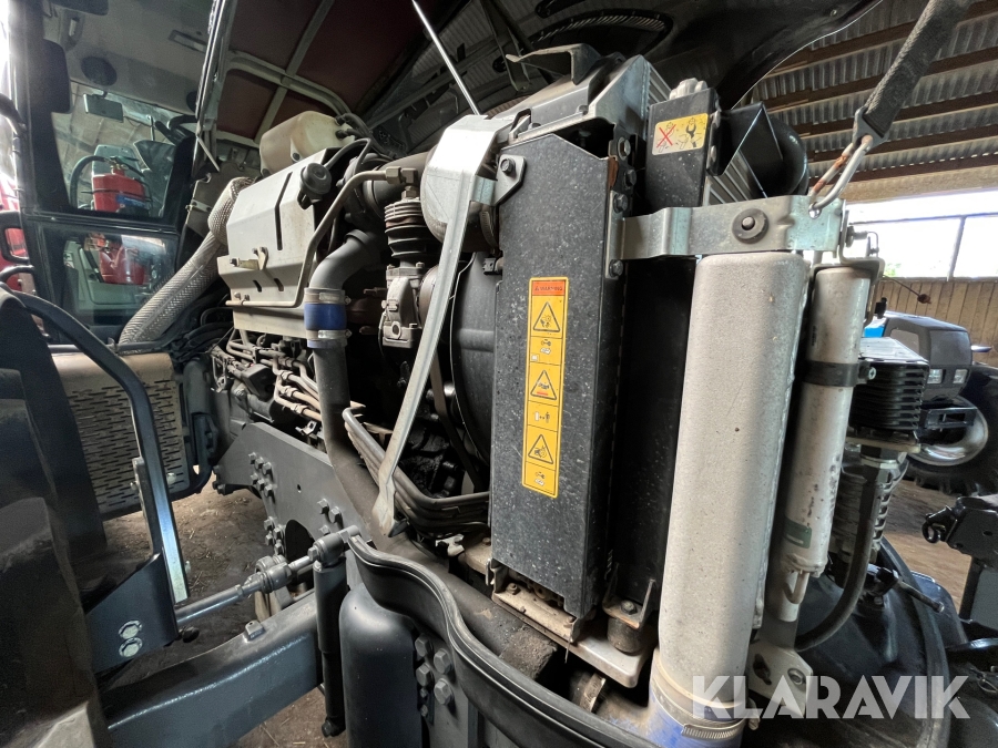 Traktor Valtra T203 Direct