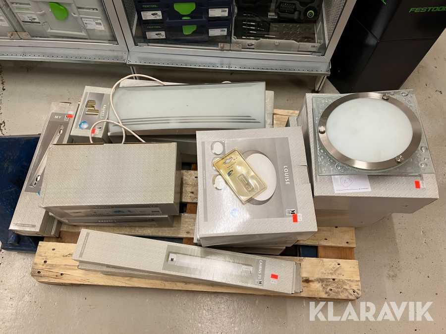 Diverse belysningsarmaturer Markslöjd 20st