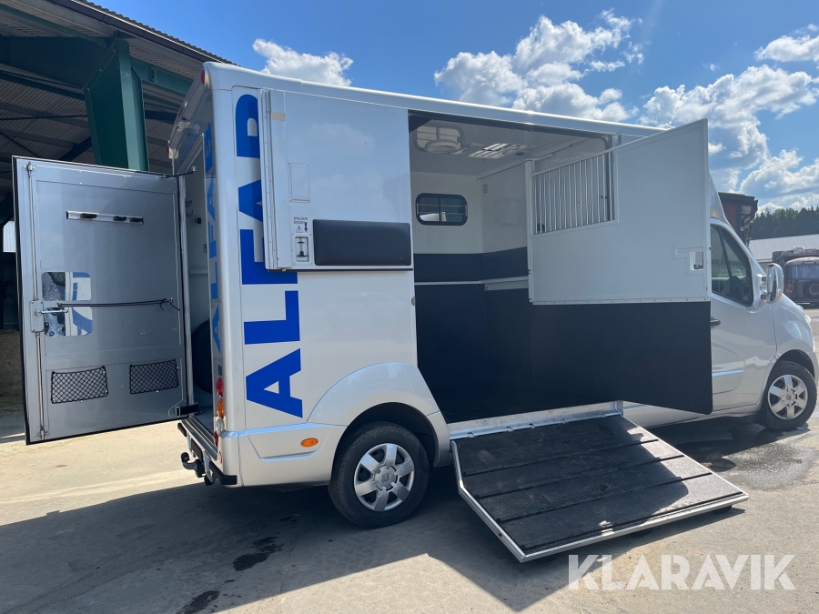 Hästtransport Renault MTM Filovan