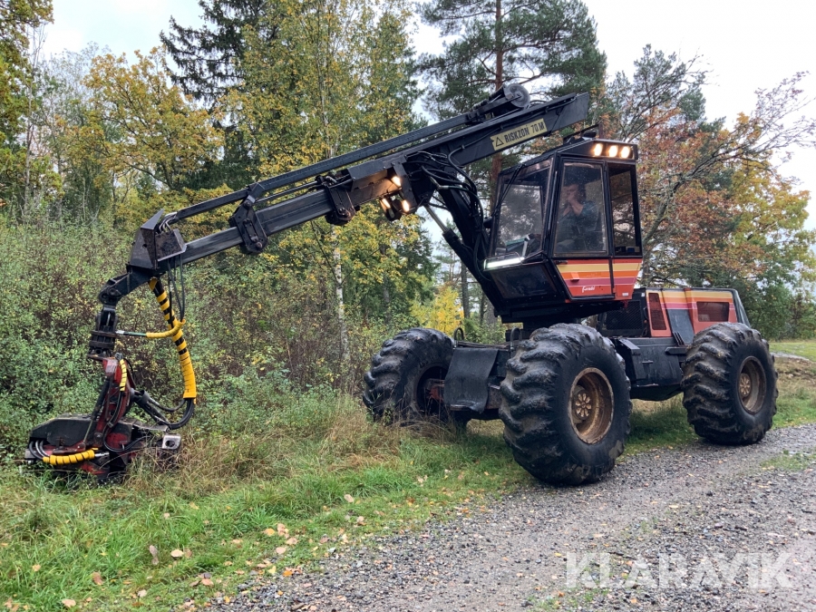 Gallringsskördare Valmet 901