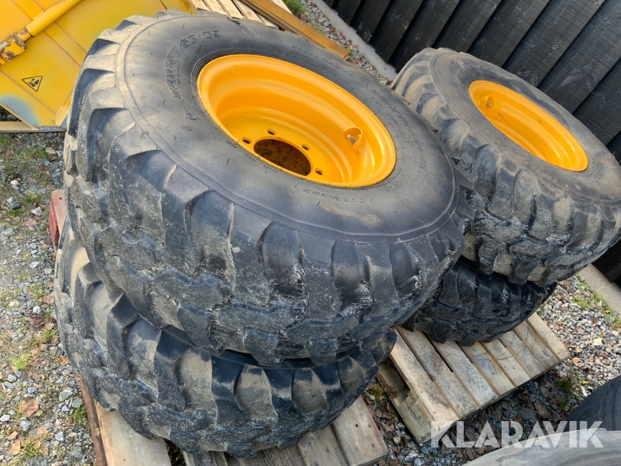 Däck till lastmaskin L25 Dunlop SP T9 405/70R18 4st