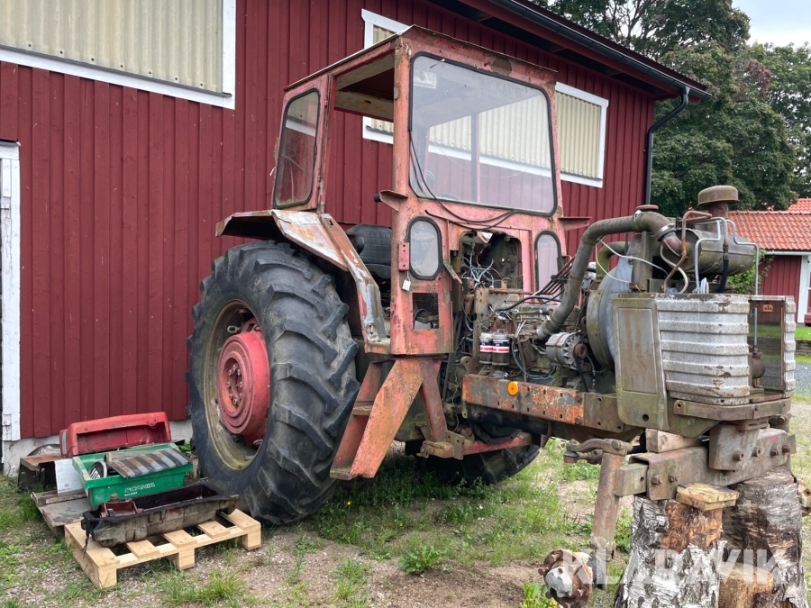 Reservdelstraktor Massey Ferguson 1080