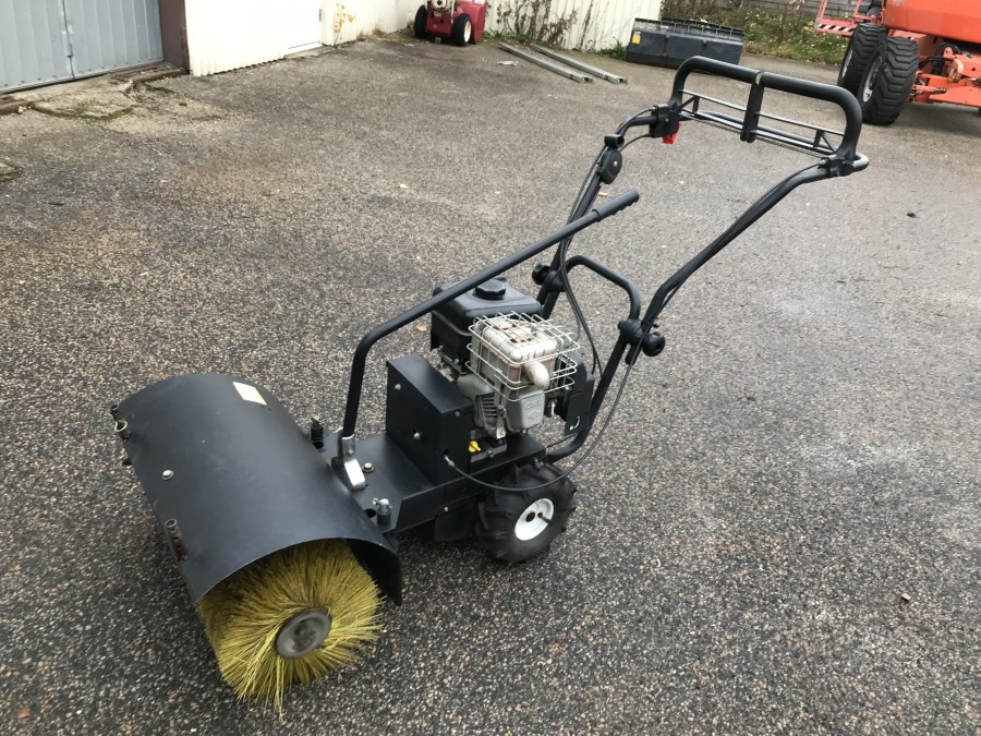 Sopmaskin med uppsamlare