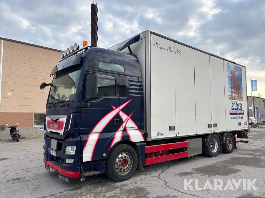 Fjärrbil MAN Tgx 26,480 6x2-2ll med bakgavellyft och öppningsbar sida