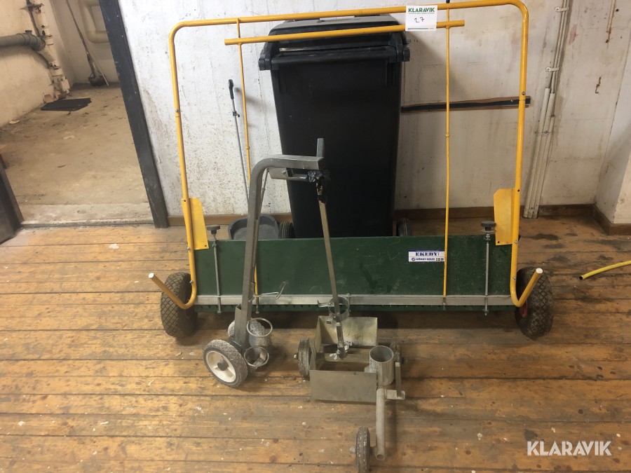 Gräsfröspridare , 2st markeringsvagnar