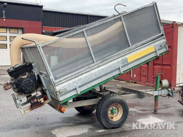 Tippkärra med motordriven Lövsug K-vagnen / K-sugen