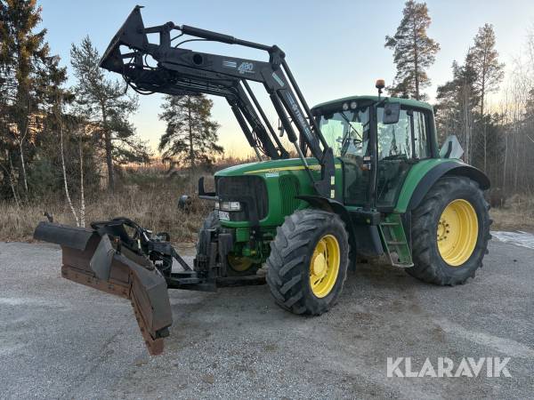 Traktor John Deere 6620