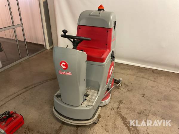 Skurmaskin Comac Tripla 26B