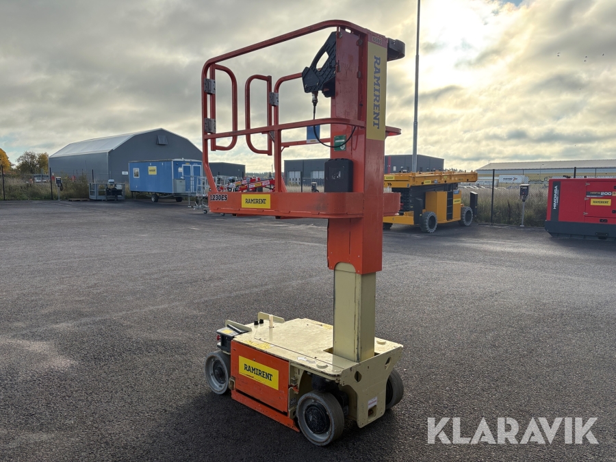 Pelarlift JLG 1230 ES