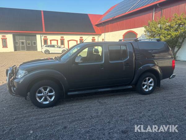 Pickup Nissan Navara 2,5 dCi dubbelhytt