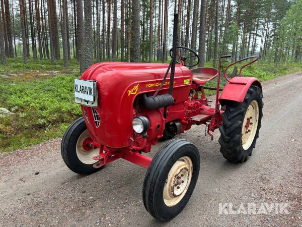 Veterantraktor Porsche Junior