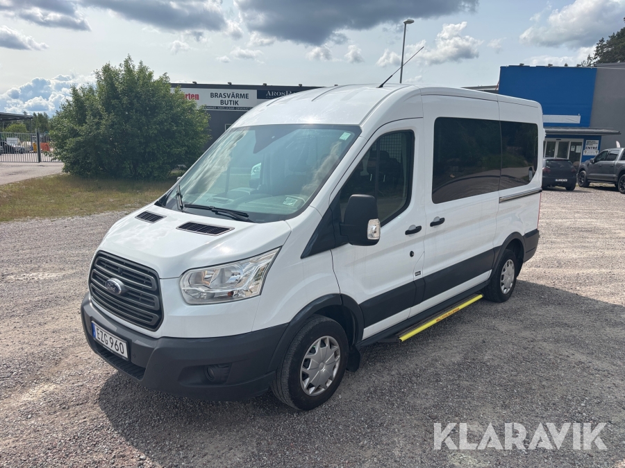 Minibuss Ford Transit 9-sits