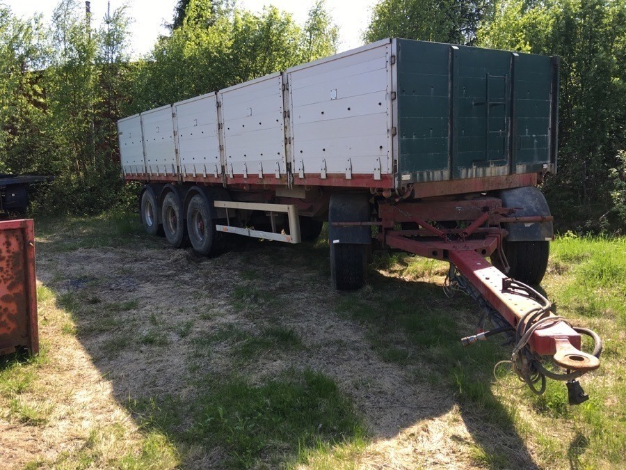 Lastbilssläp 4-axlat för grustransporter