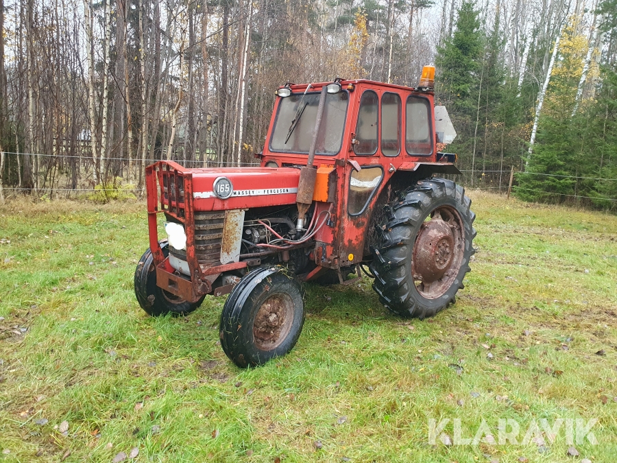 Traktor Massey Ferguson 165
