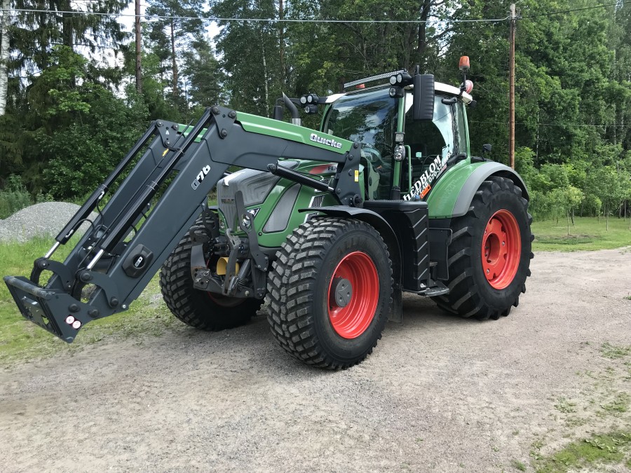 Traktor med lastare Fendt 724 Vario