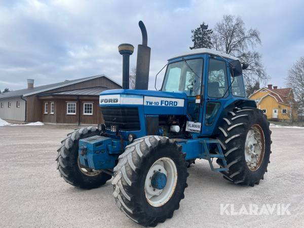 Traktor Ford TW-10