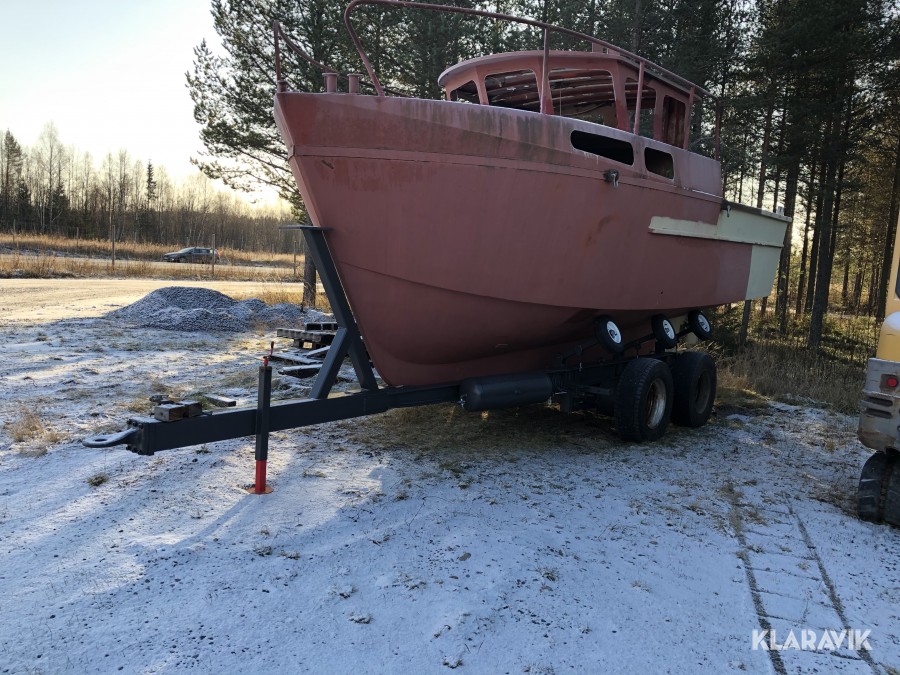 Båt för yrkesfiske