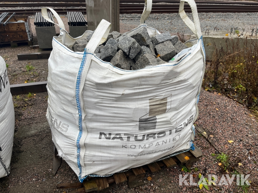 Smågatsten, grå granit 80-110 mm 1 st storsäck