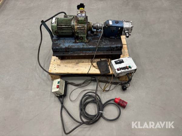 Elmotor Lenze med Johnson Pump