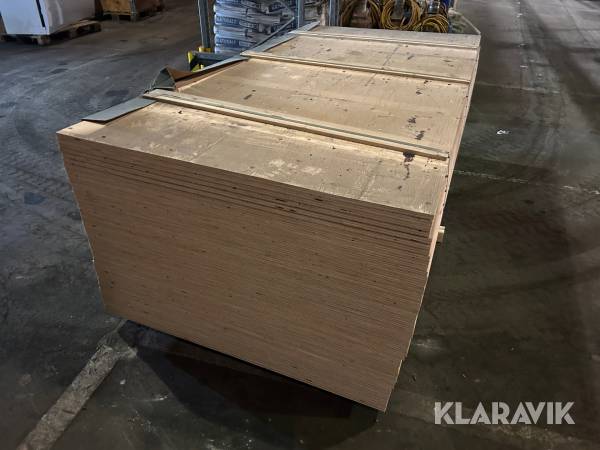Plyfaskivor Moelven Vänerply K20/70 ca 50 st 15x2400x1200 mm
