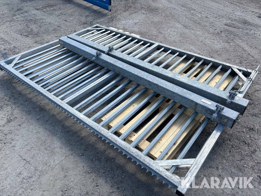 Slaggrind Halsäng 6m manuell med stolpar