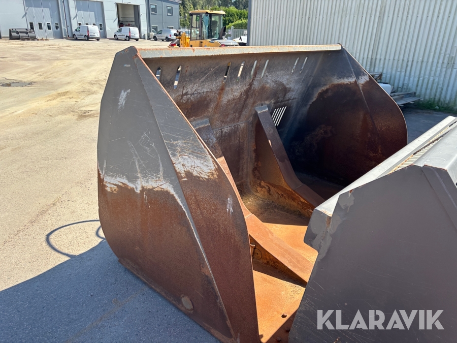 Högtippande skopa Volvo Stora BM