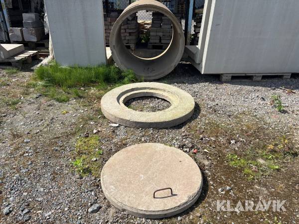 Betongbrunn med lock