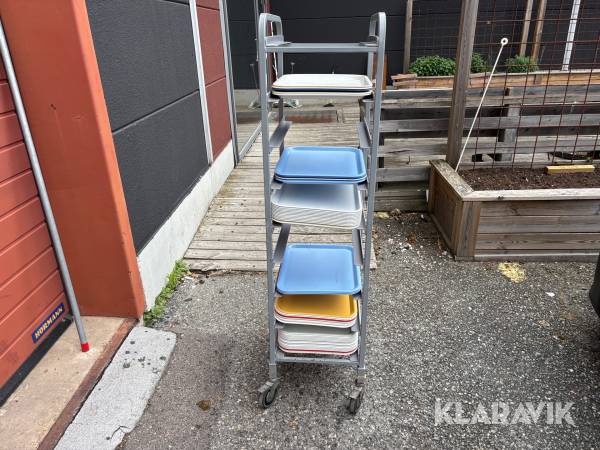 Brickvagn med brickor