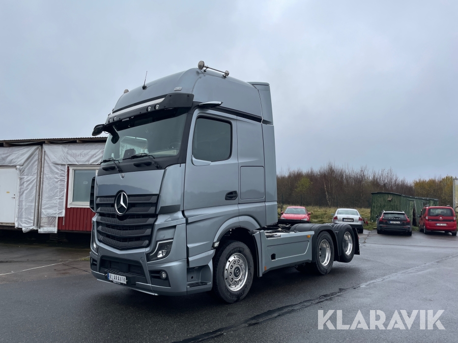 Lastbil Mercedes-Benz Actros 2653