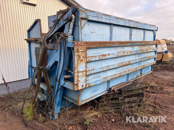 Högtippande flisbalja / flisskyttel