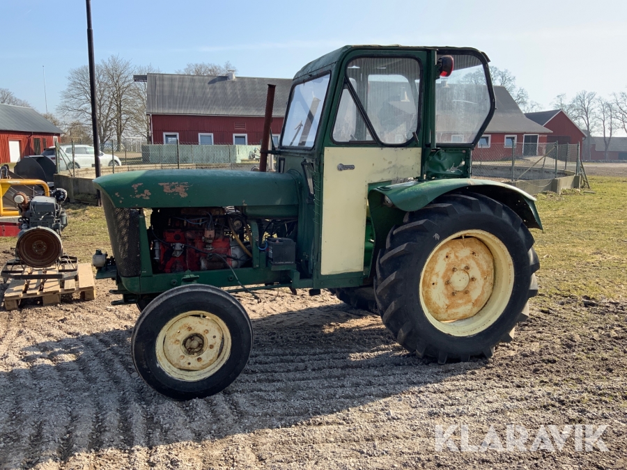 Traktor John Deere Lanz 500