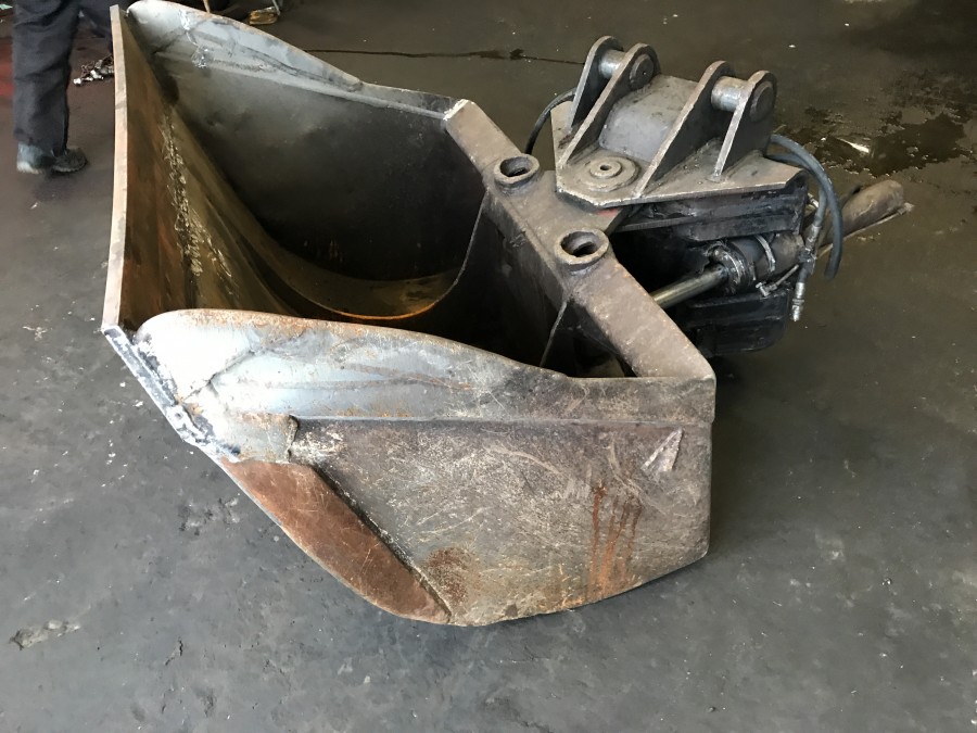 Släntskopa med slänthydraulik