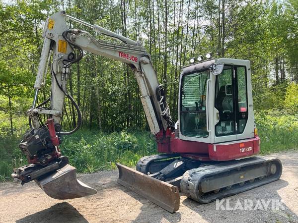 Grävmaskin Takeuchi TB153FR med tiltrotator och skopor