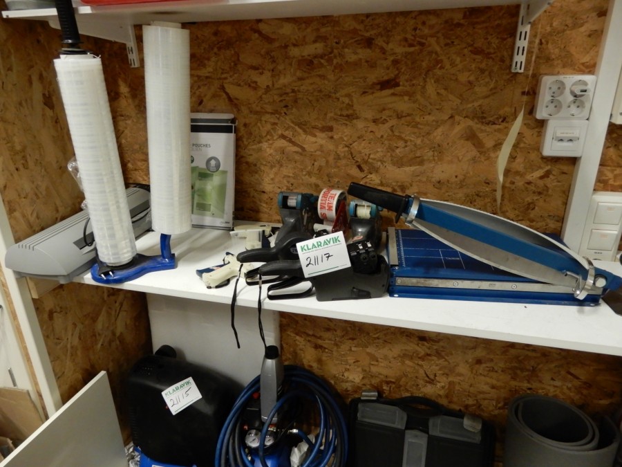 Skärmaskin prismärkare inplastare laminatmaskin