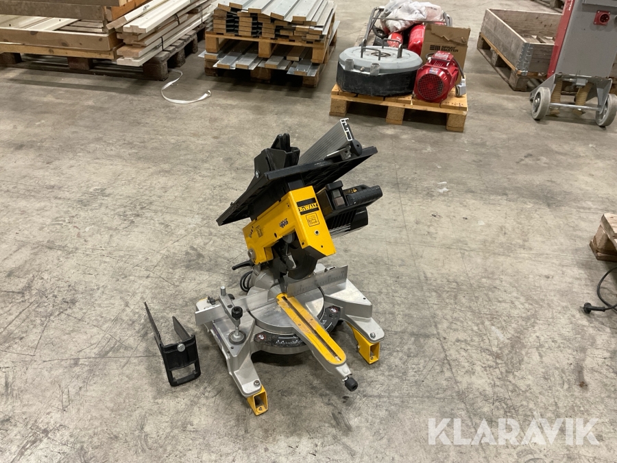 Klyvsåg Dewalt DW711