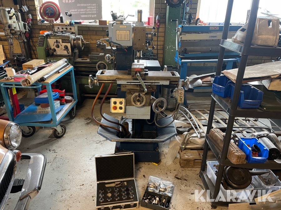 Fräs Storebro Combi-Mill med verktyg