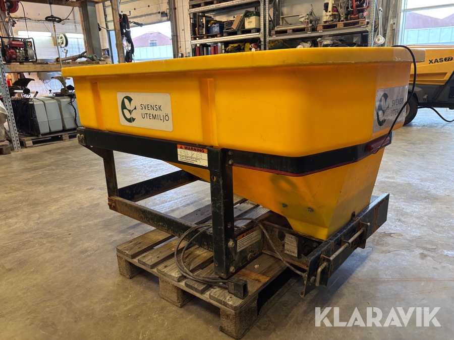 Sandspridare SnowEX Vee Pro 6000