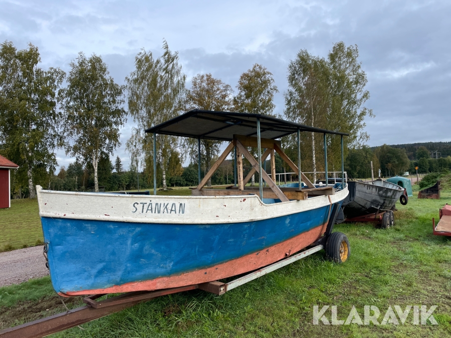 Varpbåt Övermo med trailer