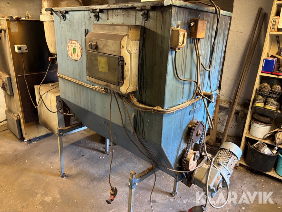 Flisbrännare Sonnys Multi Stoker med fläkt och skruv