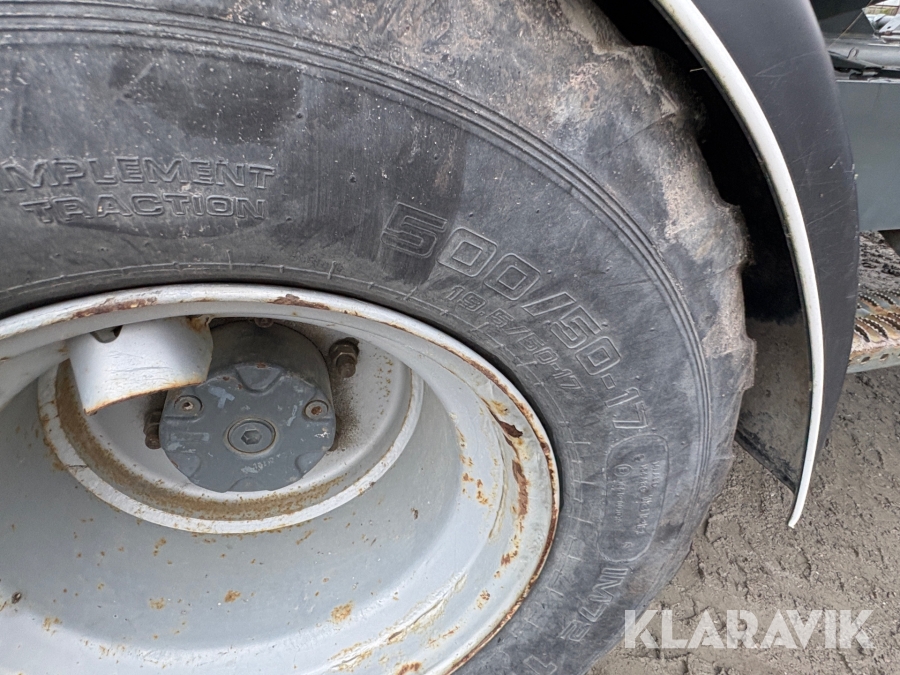 Grävmaskin Wacker Neuson 6503 WD med vagn & redskap