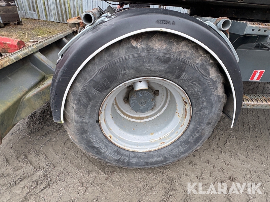 Grävmaskin Wacker Neuson 6503 WD med vagn & redskap