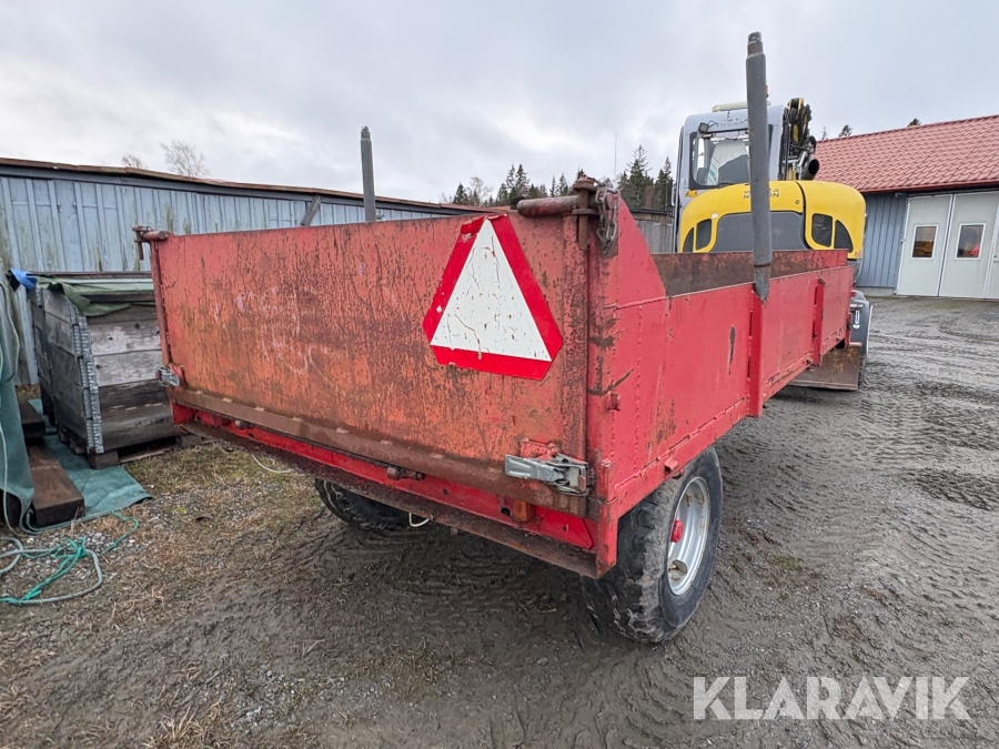 Grävmaskin Wacker Neuson 6503 WD med vagn & redskap