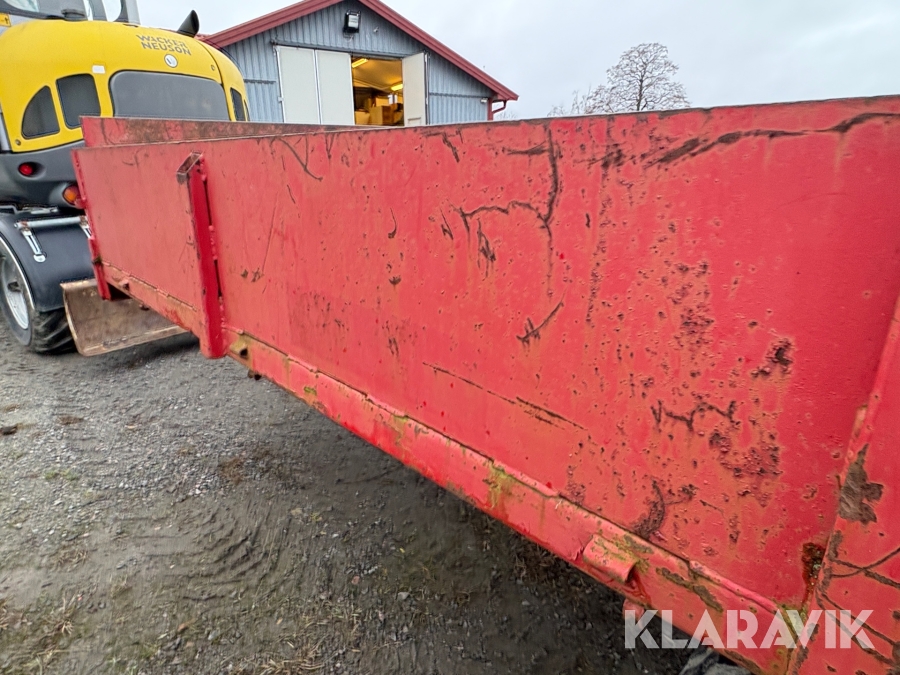 Grävmaskin Wacker Neuson 6503 WD med vagn & redskap