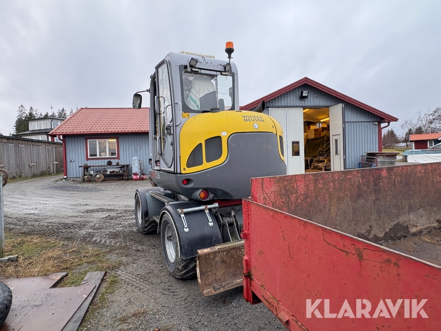 Grävmaskin Wacker Neuson 6503 WD med vagn & redskap